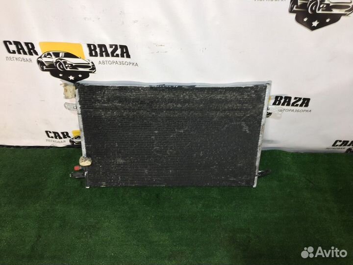 Радиатор кондиционера (конденсер) Audi A6