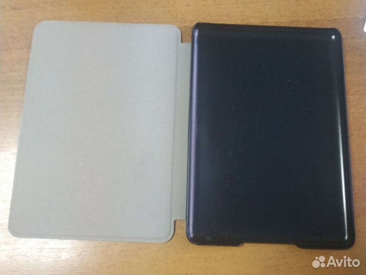 Продаются новые чехлы на электронную книгу