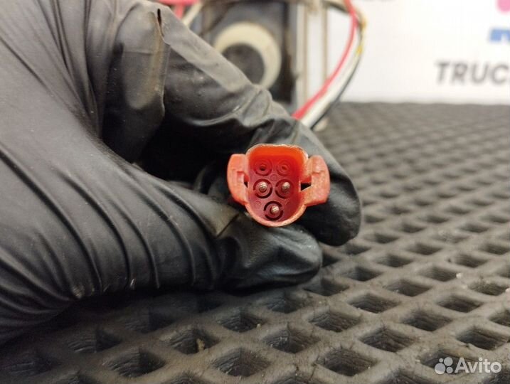 1387155 Указатель поворота правый