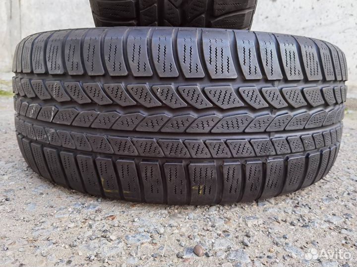 Continental WorldContact 4x4 235/55 R17 99H