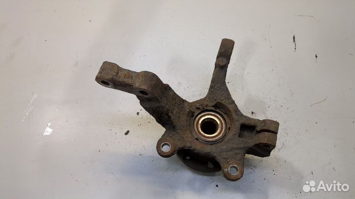 Ступица (кулак, цапфа) Nissan Micra K12E, 2004