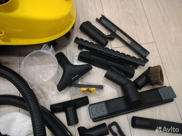 Паропылесос Karcher SV 7