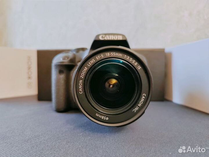 Зеркальный фотоаппарат Canon 500D Kit новый