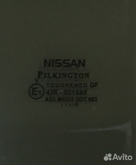 Заднее левое стекло ниссан ноут. Е11
