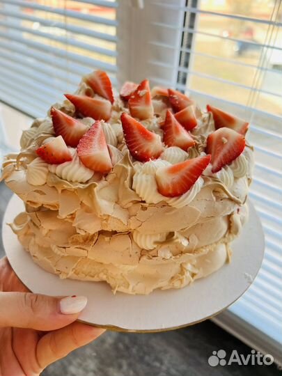 Меренговый рулет