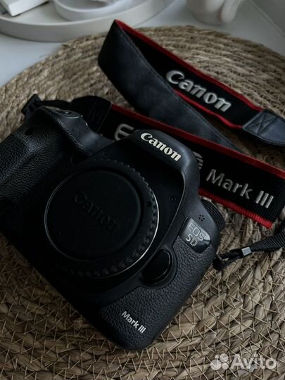Фотоаппарат Canon EOS 5D Mark III Body (5D Mark3)