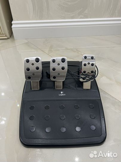 Игровой руль logitech g27
