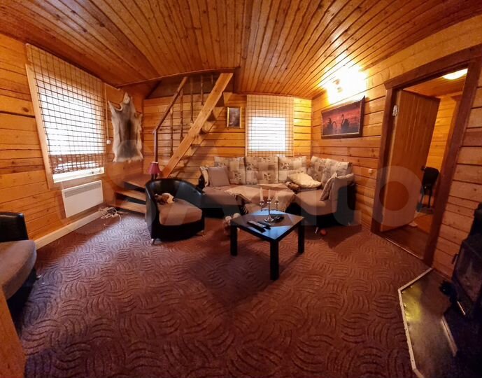 Дом 184 м² на участке 45 сот.