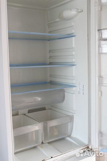 Продаю холодильник