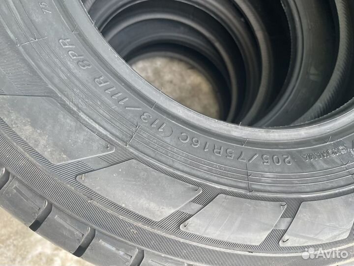 Yokohama BluEarth-Van RY55 205/75 R16 113R