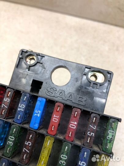Блок предохранителей Saab 9-5 седан B205 1986см