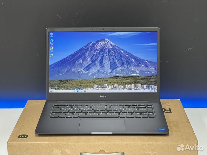 Новый Redmi 8G озу SSD256g Core i3 11th