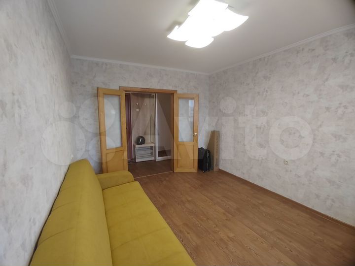 2-к. квартира, 48 м², 9/10 эт.