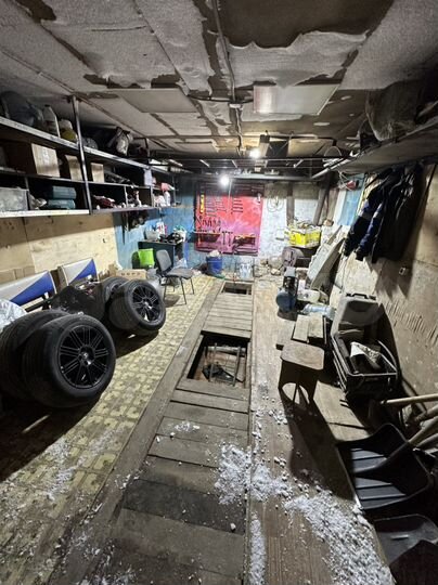 Гараж, > 30 м²