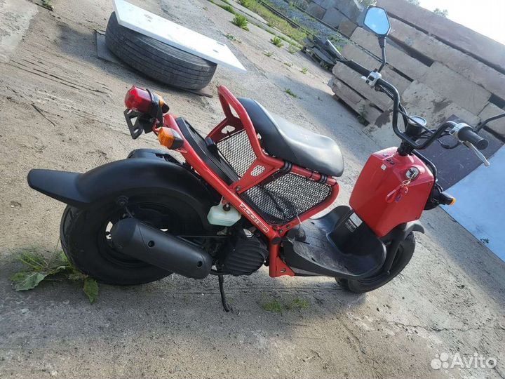 Скутер Honda Zoomer