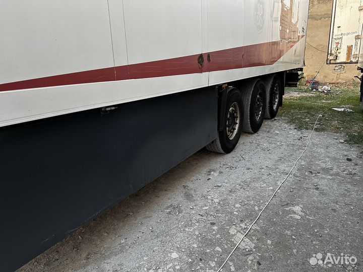 Полуприцеп рефрижератор Schmitz Cargobull SKO 24, 2001