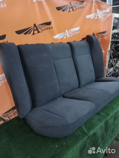 Сиденье заднее Mitsubishi Lancer 1.3