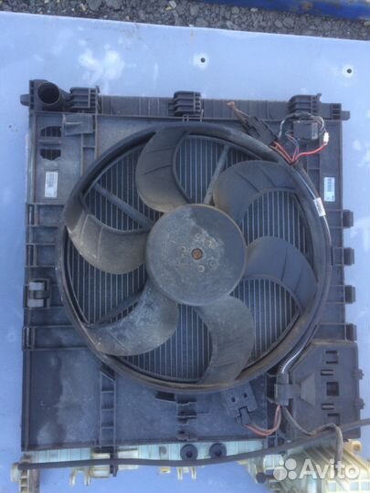 Вентилятор охлаждения Мерседес Вито 6385004800