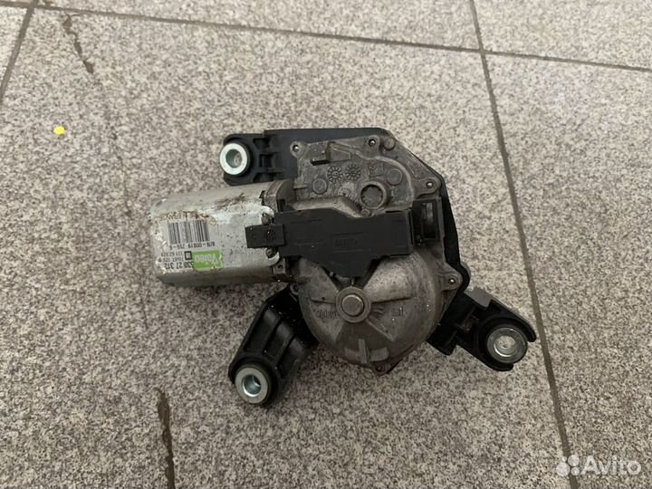 Моторчик дворника задний Opel Corsa D