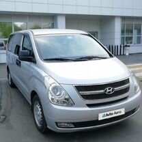 Hyundai Grand Starex 2.5 AT, 2010, 423 000 км, с пробегом, цена 850 000 руб.