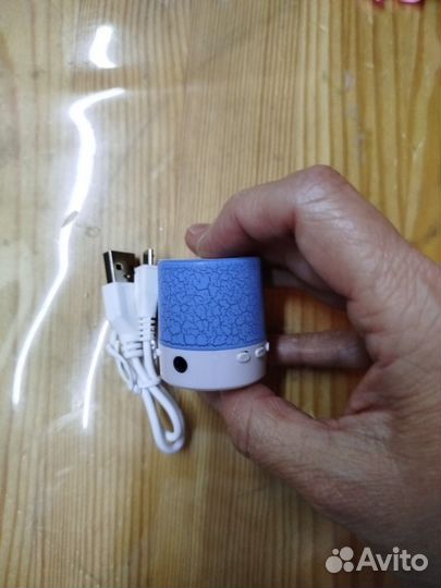 Музыкальная мини колонка