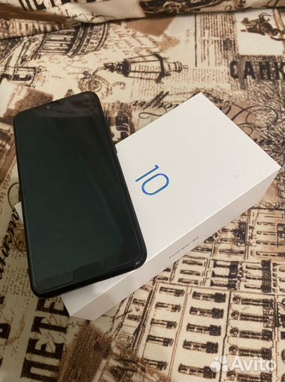 HONOR 10, 4/64 ГБ