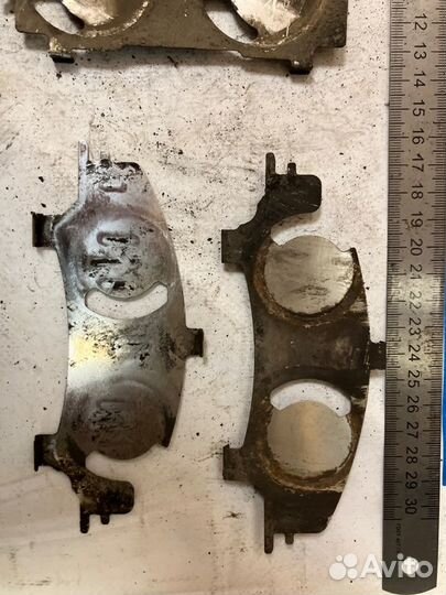 Пластины антискрипные комплект Infiniti