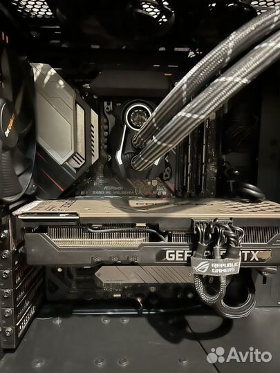 Продам связку Intel Core i7-10700K