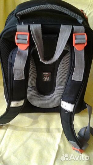 Школьный рюкзак для мальчика