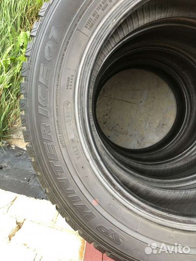 Dunlop SP Winter Ice 01 185/65 R15 88T