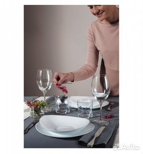 Набор посуды, тарелки