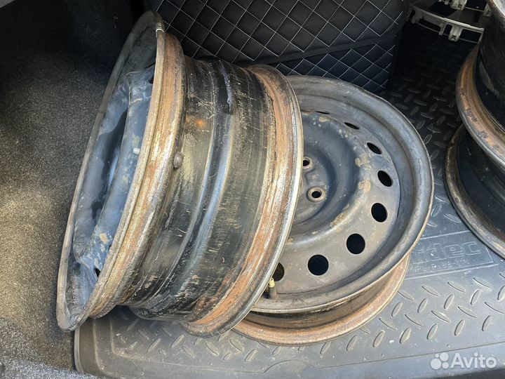 Штампованные диски r16 Toyota