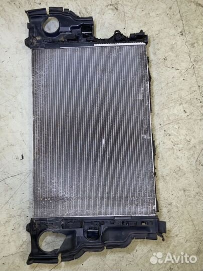 Радиатор охлаждения Volvo S60 FS90 31261105