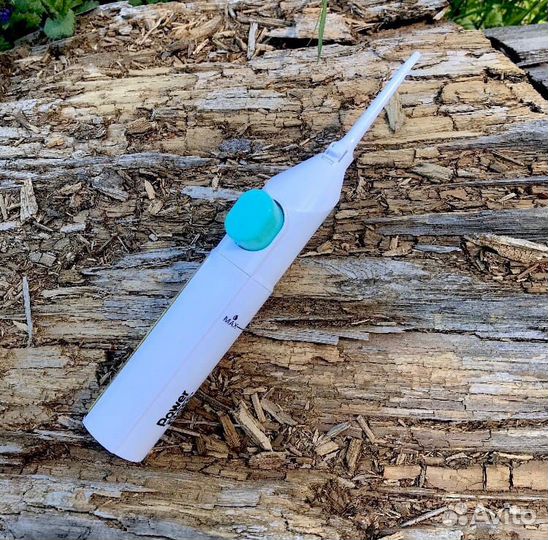 Механический ирригатор для полости рта