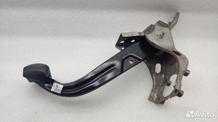 Педаль тормоза Kia K5 DL3 G4KN 2021