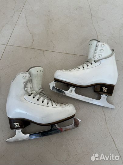 Коньки фигурные Risport Excellence