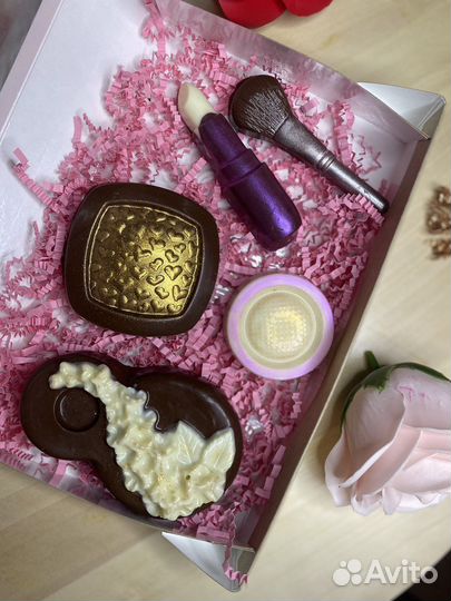 Подарок шоколад