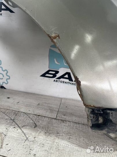Крыло переднее правое Renault Logan 2