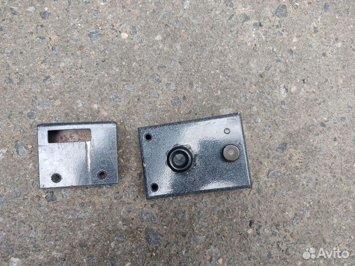 Дверной замок СССР накладной