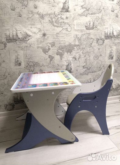 Растущий стол со стульчиком плюс мольберт