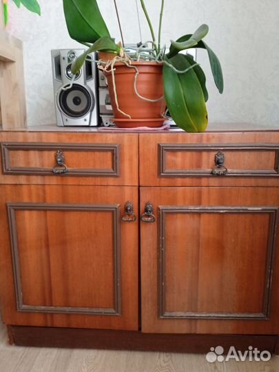 Тумба под тв