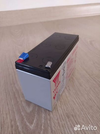 Акумулятор батарейка акб 7ah/12v