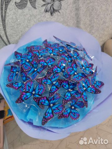 Светящийся букет из бабочек