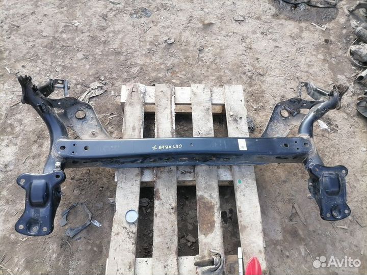 Балка задняя Skoda Octavia