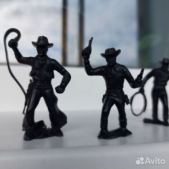 Солдатики ковбои