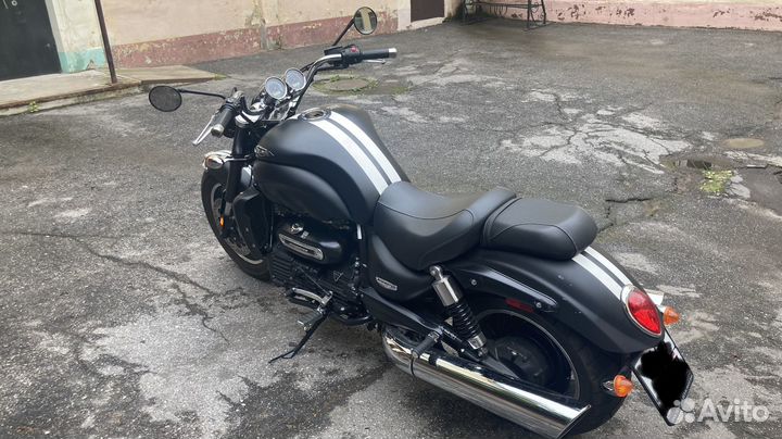 Triumph Rocket 3 roadster