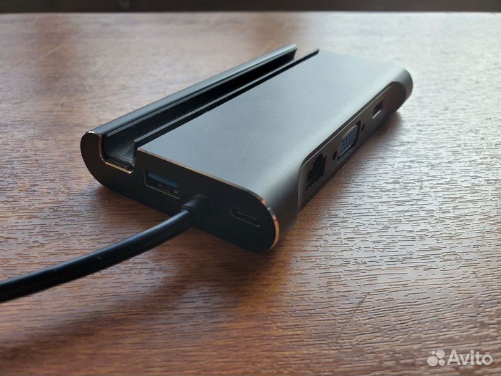 Док-станция для смартфонов с USB Type-C