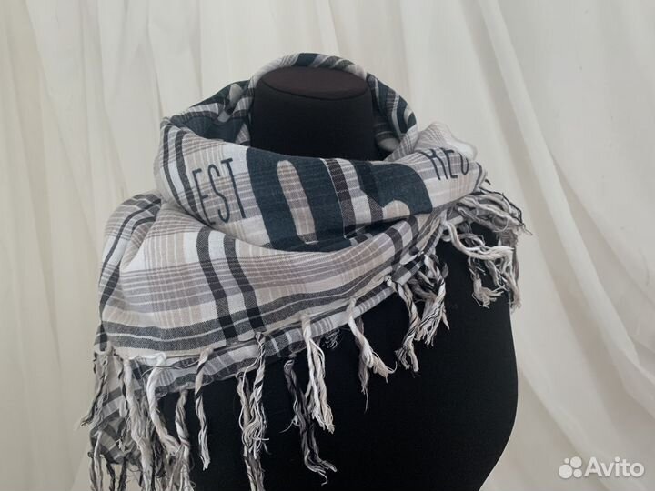 Платок с надписями