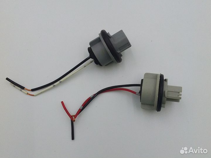 Цоколь для лампы W21W (одноконтактный)