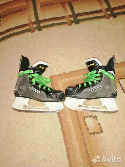 Коньки хоккейные